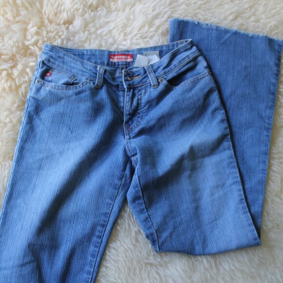 Unionbay Stretch Flared Skinny Jeans - Picture 1 of 4